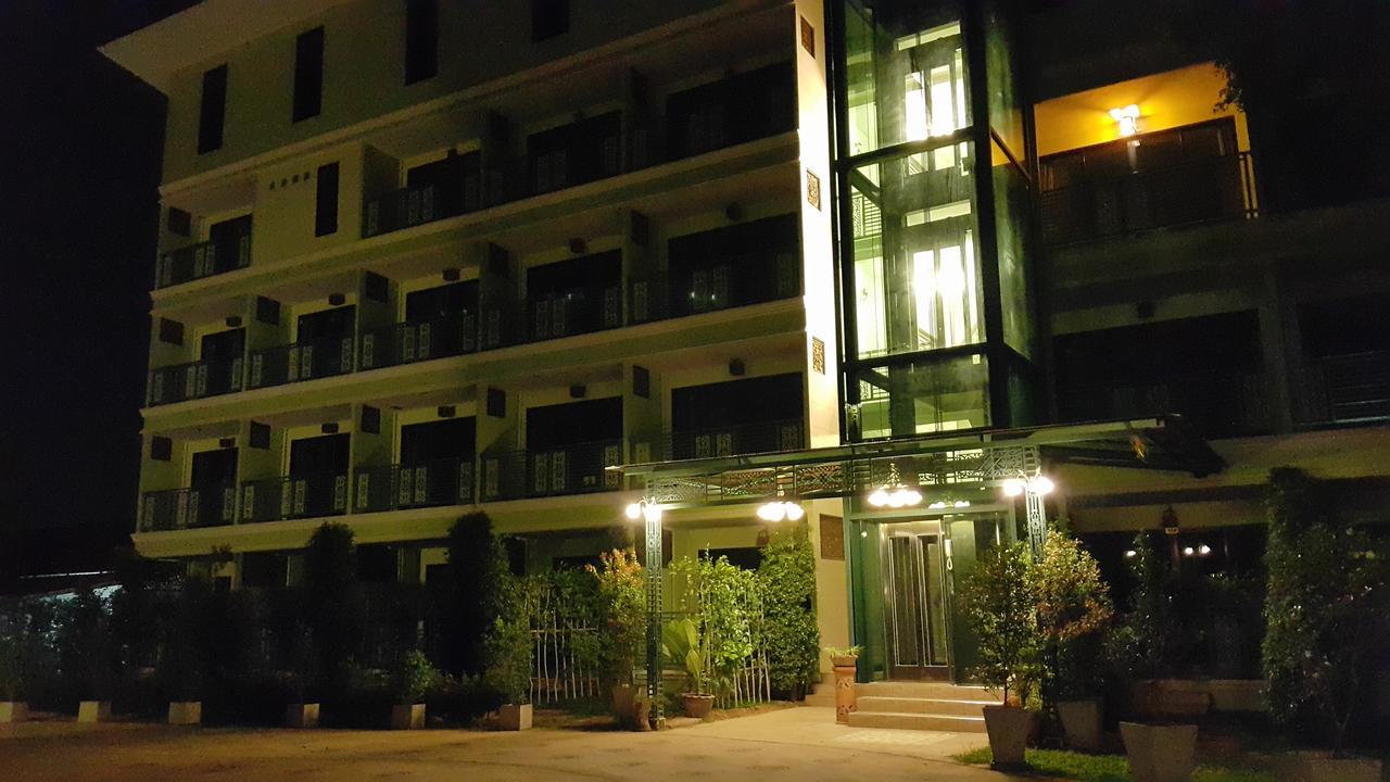 Garden Corner Resort & Hotel Phitsanulok Luaran gambar