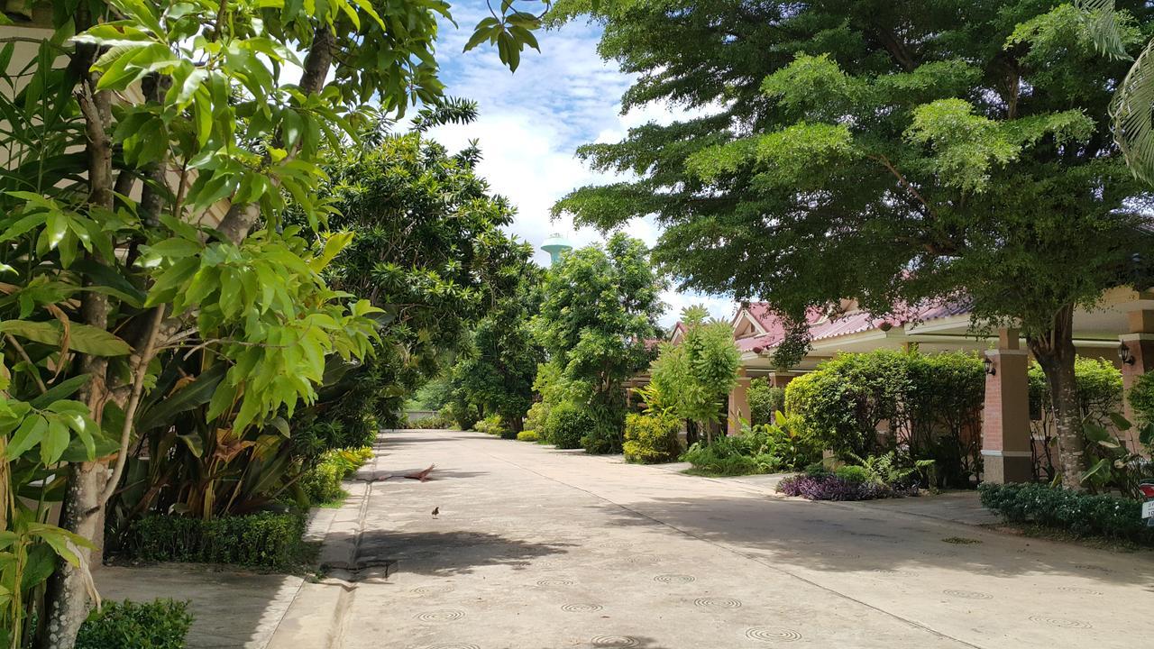 Garden Corner Resort & Hotel Phitsanulok Luaran gambar