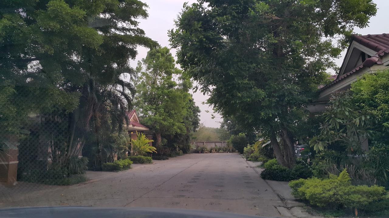 Garden Corner Resort & Hotel Phitsanulok Luaran gambar